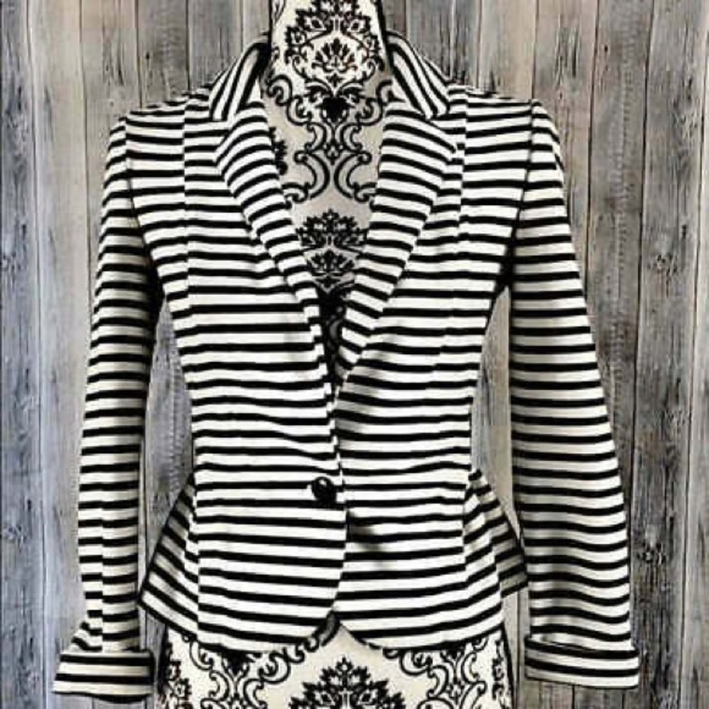 Elle White Black Striped Stretch Blazer Medium M